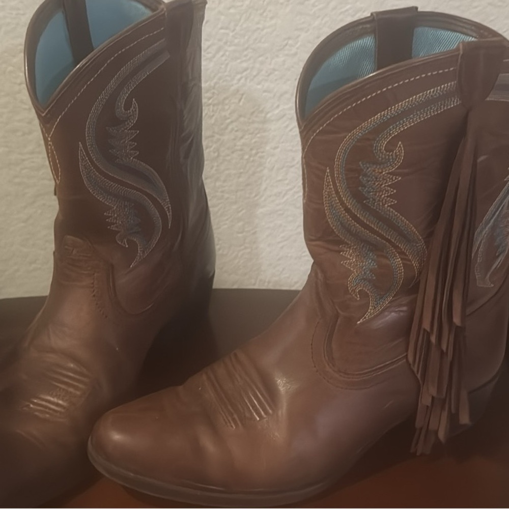 Ariat Brown Western Heeled Boots